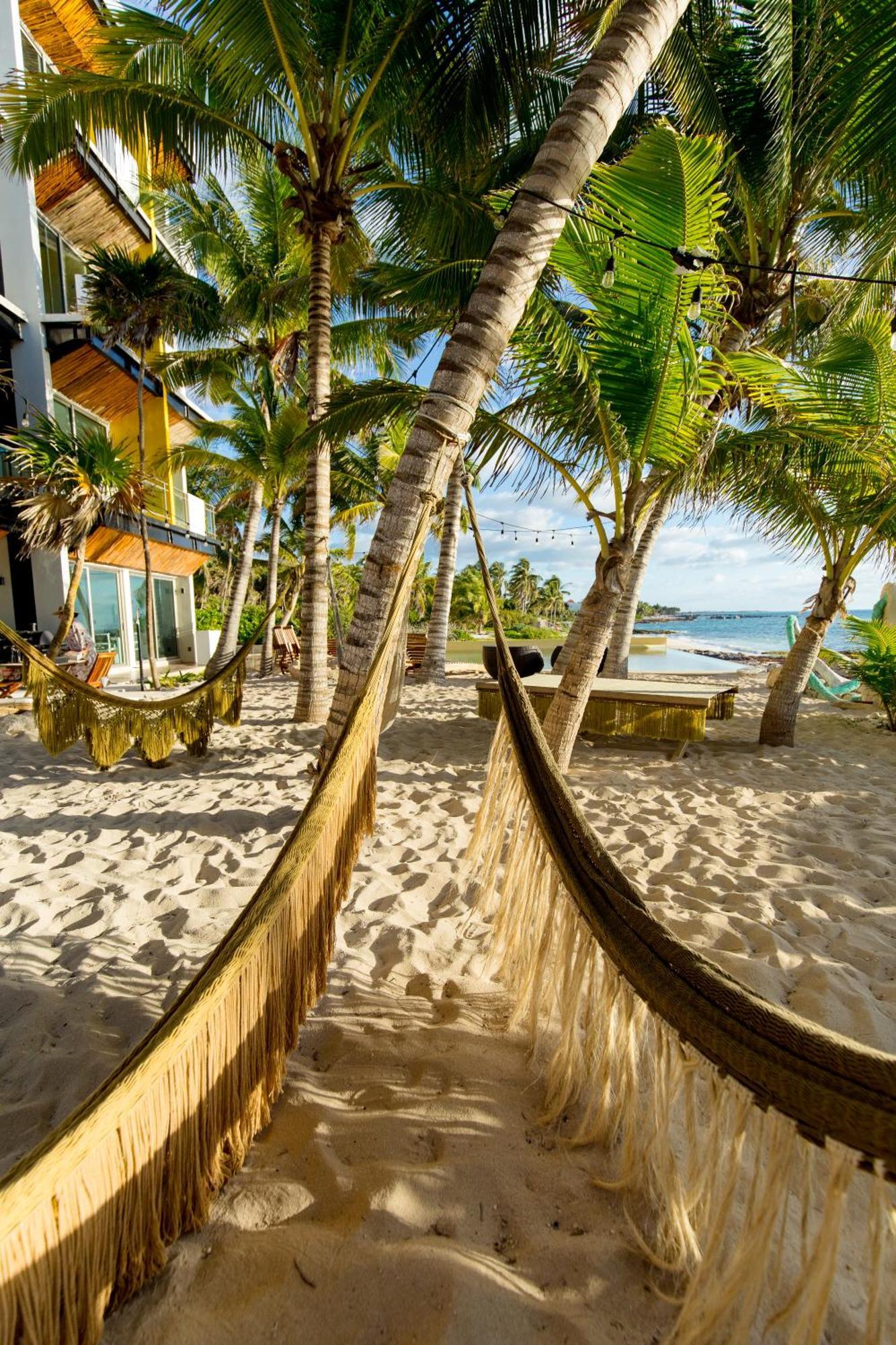 Angelina 28 Beachfront And Family Apartments - Modern And Relaxing Long Stays - 20 Min From Cancun Airport Puerto Morelos Exterior foto