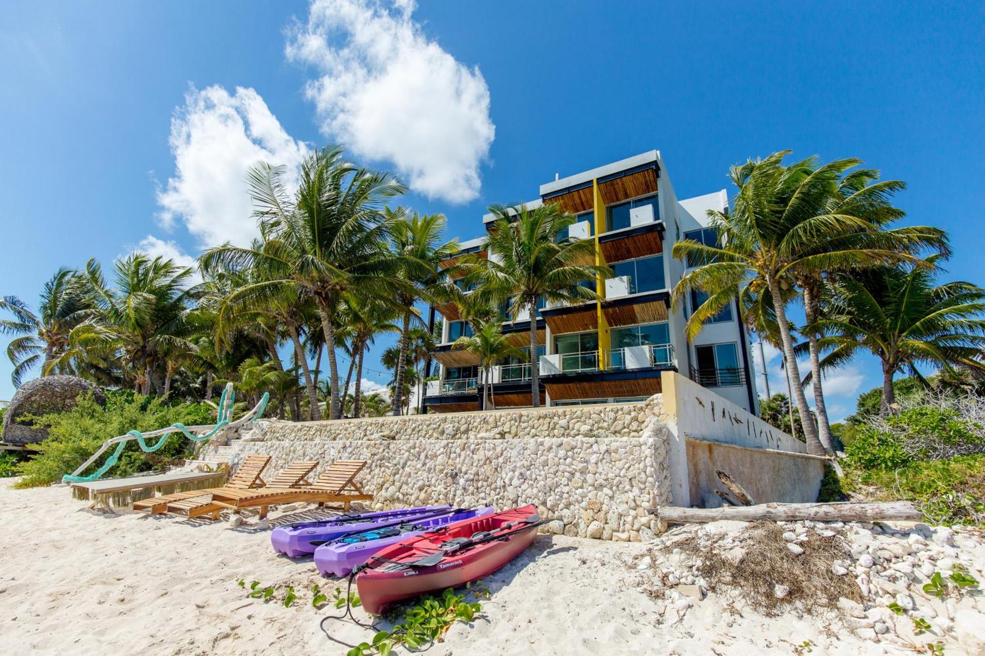 Angelina 28 Beachfront And Family Apartments - Modern And Relaxing Long Stays - 20 Min From Cancun Airport Puerto Morelos Exterior foto