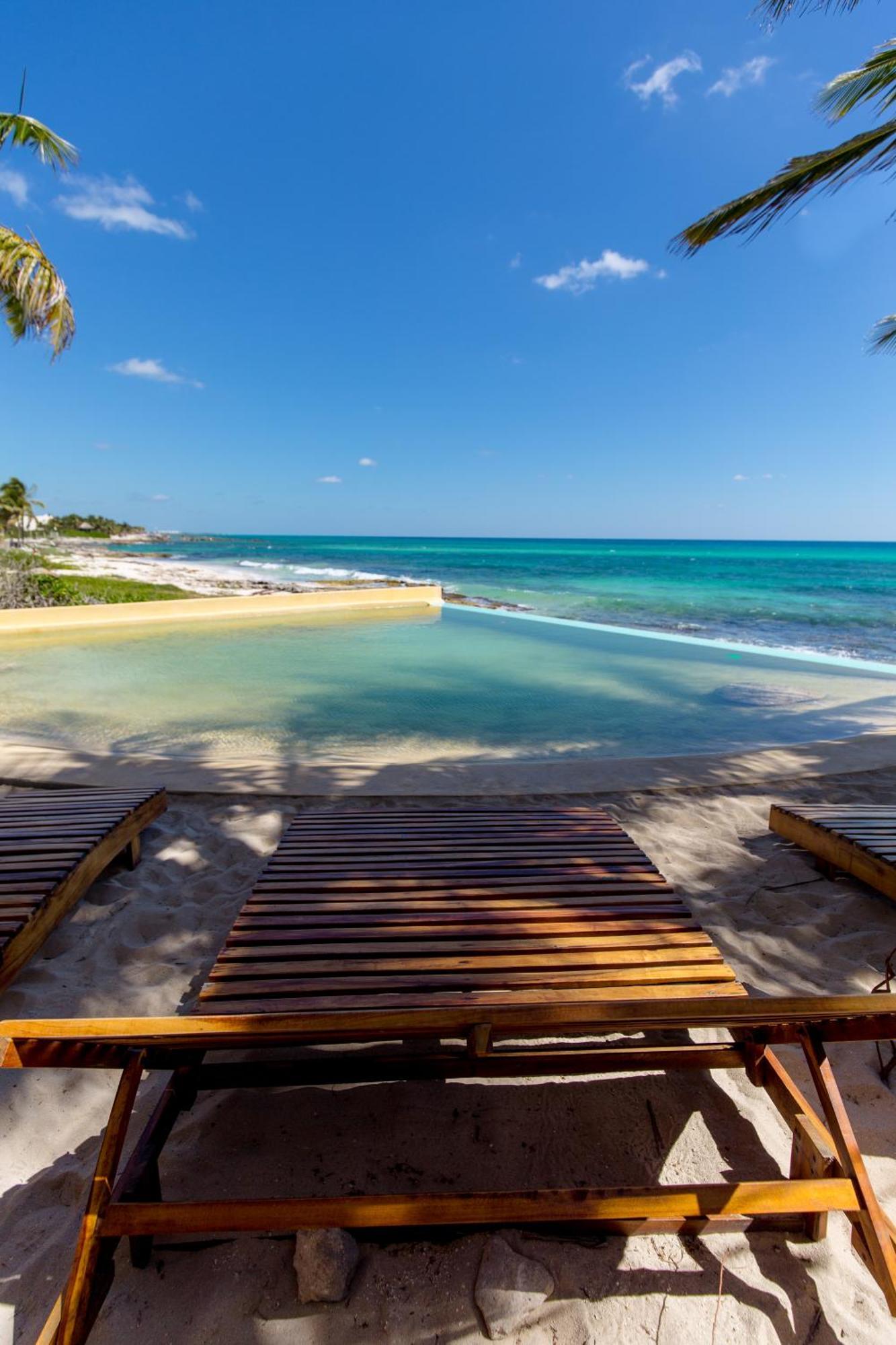 Angelina 28 Beachfront And Family Apartments - Modern And Relaxing Long Stays - 20 Min From Cancun Airport Puerto Morelos Exterior foto