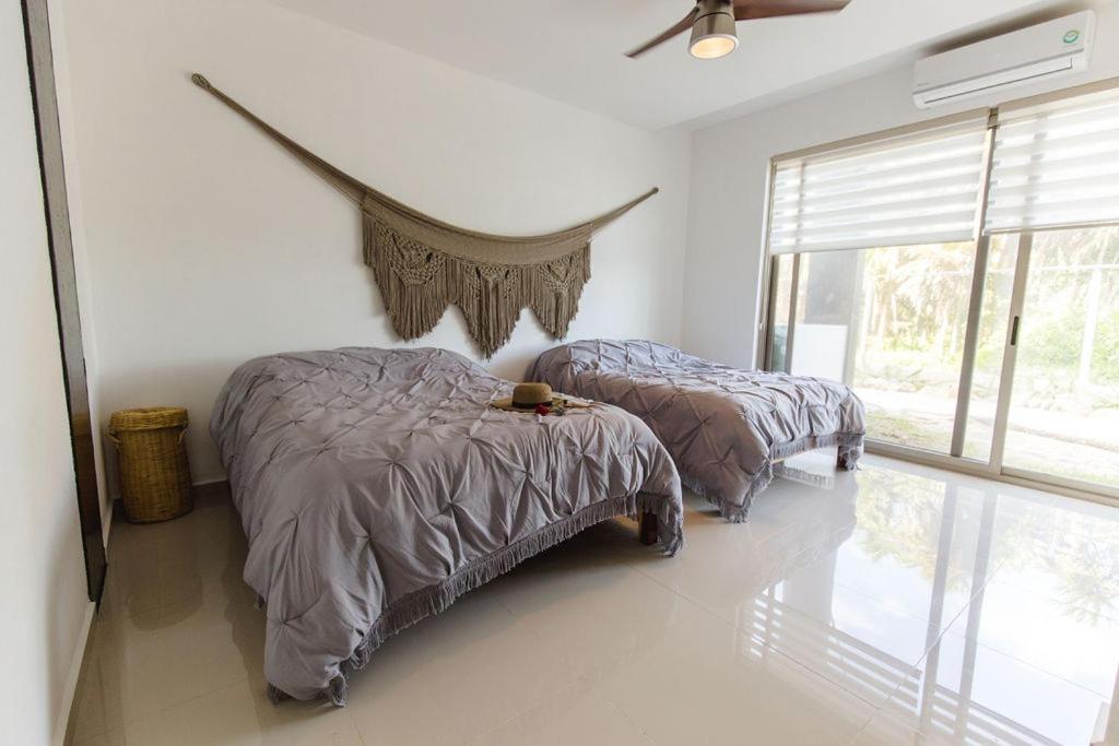 Angelina 28 Beachfront And Family Apartments - Modern And Relaxing Long Stays - 20 Min From Cancun Airport Puerto Morelos Exterior foto